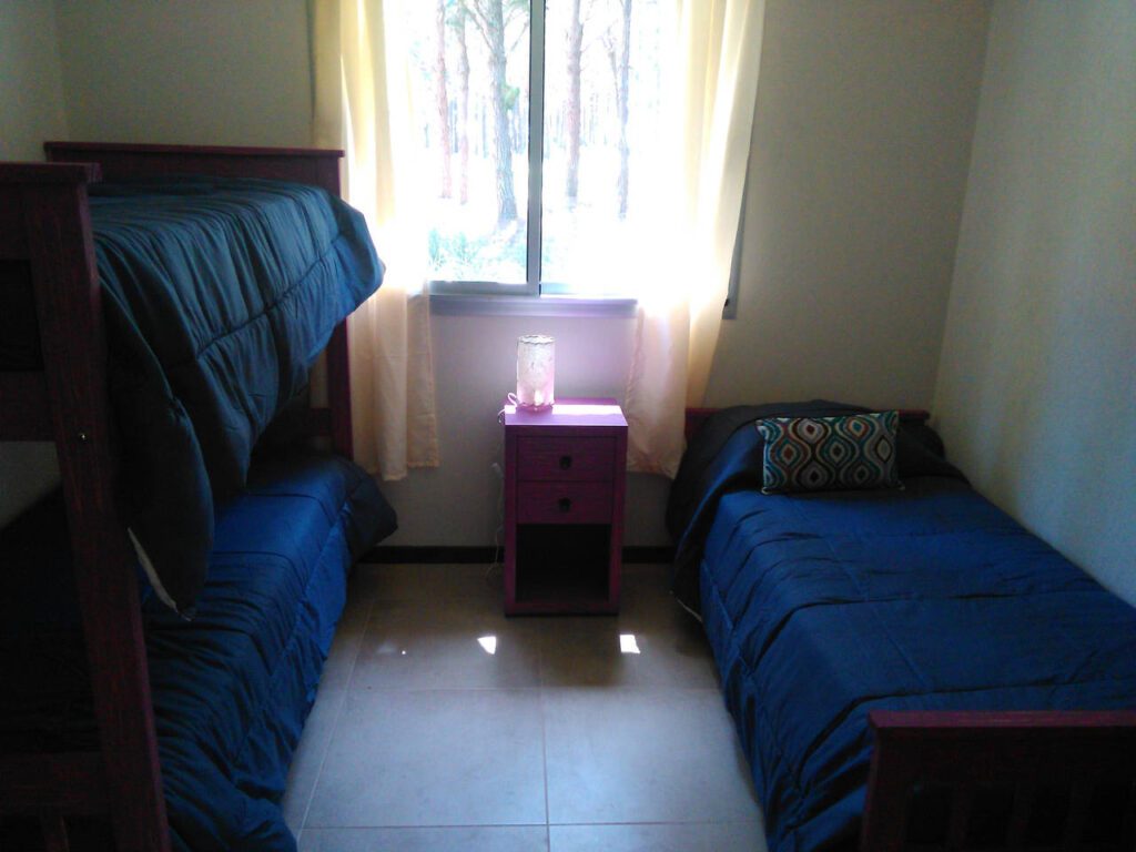 CASAS MELLIZAS: SENDEROS 311 Y DEPORTIVA 454