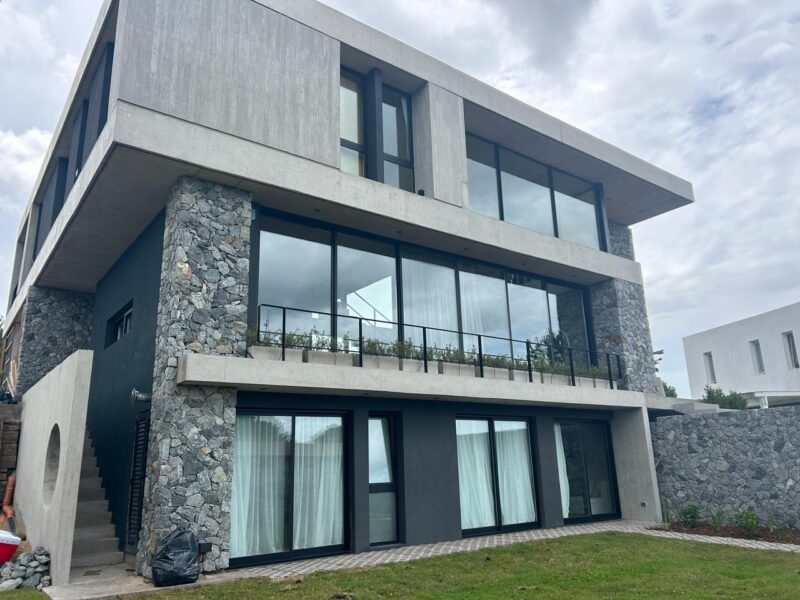 Residencial 2 Lote 58 - La Casa de las Estrellas