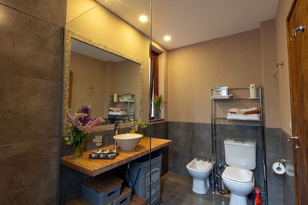 Puerto Manzano, Villa la Angostura. Casa Sur
