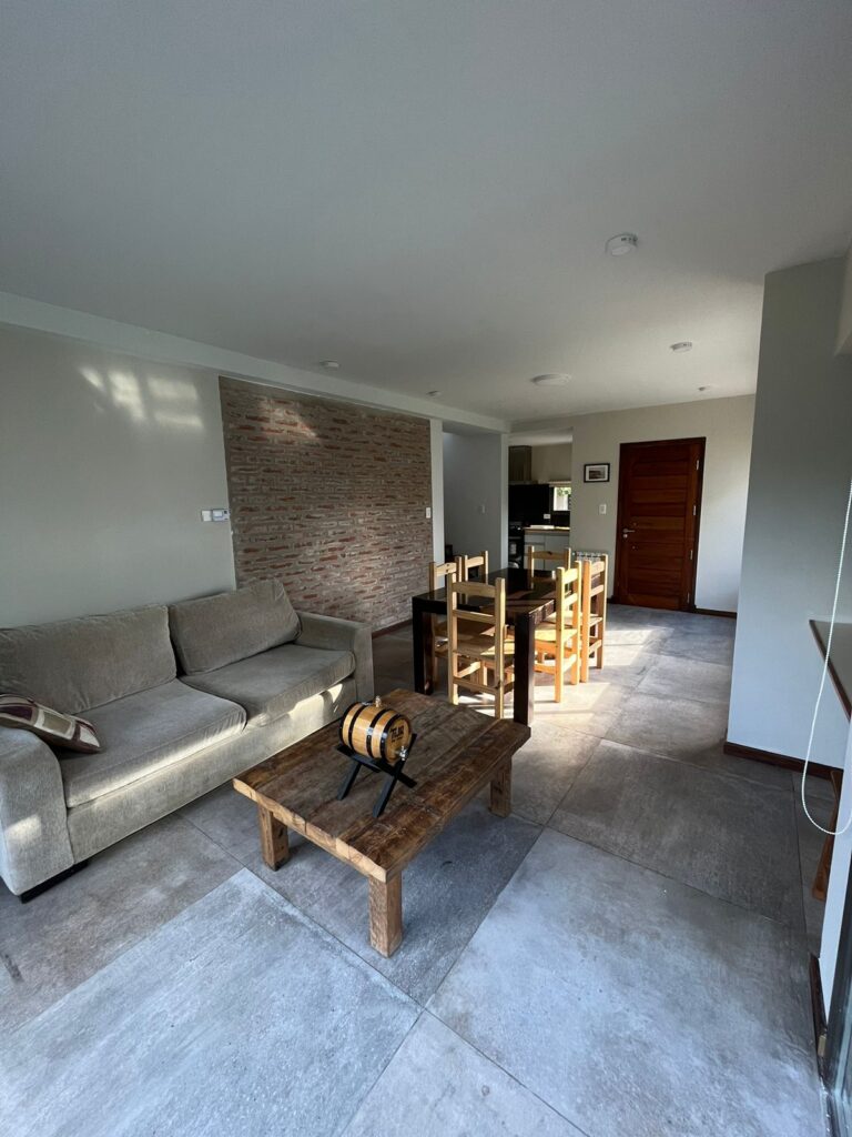 Barrio Los Acantilados - MDQ - Calle 495 Nro 963 e/ 16 y 18