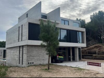 Maritimo 1 Lote 19 - Casa Bunker